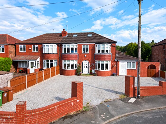 6 Bedroom Semi-Detached House For Sale In Bower Avenue, Hazel Grove, Stockport, SK7