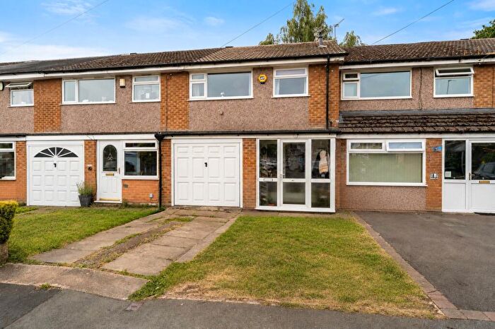 3 Bedroom Terraced House For Sale In Dawlish Close, Bramhall, SK7