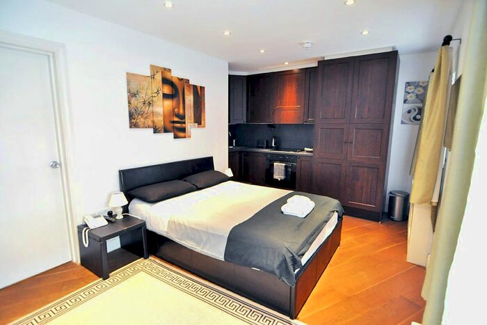 Studio To Rent In Fulham Palace Road, Hammersmith, London, W6