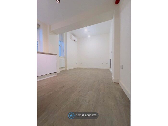 1 Bedroom Flat To Rent In London Road, Southborough, Tunbridge Wells, TN4