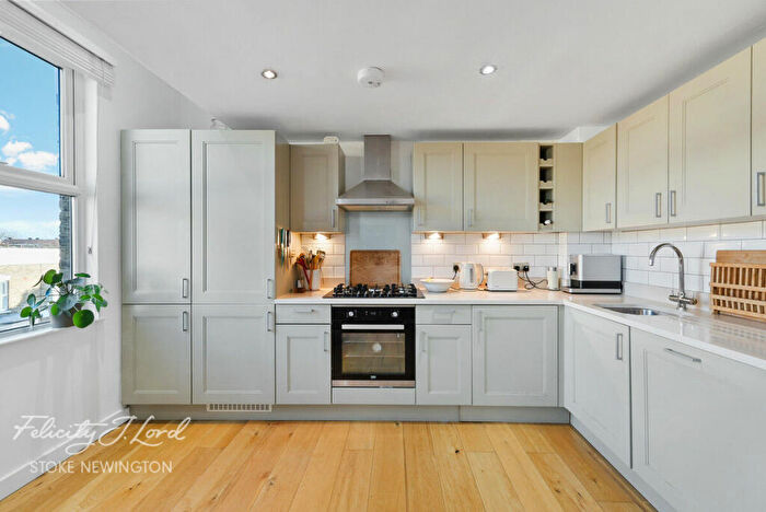 2 Bedroom Flat For Sale In Brooke Road, E5