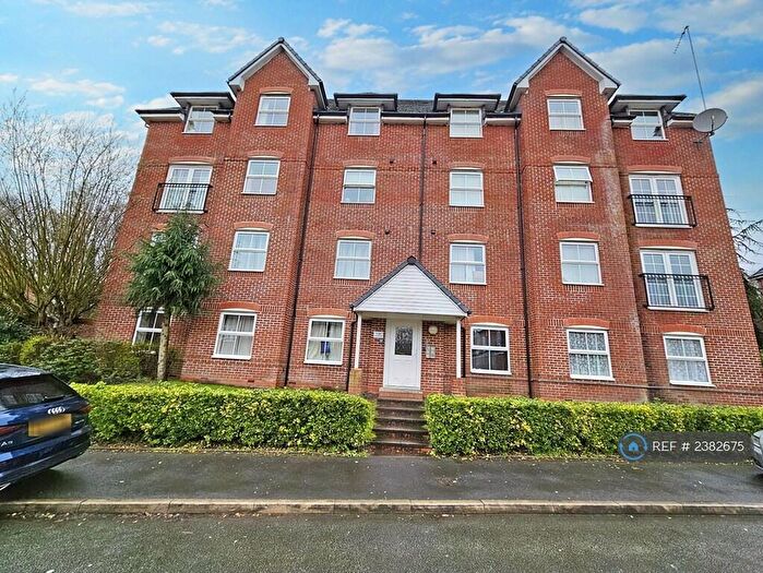2 Bedroom Flat To Rent In Stoneyholme Avenue, Manchester, M8