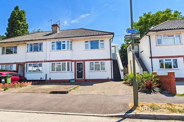 2 Bedroom Maisonette For Sale In Station Avenue, West Ewell, Surrey., KT19