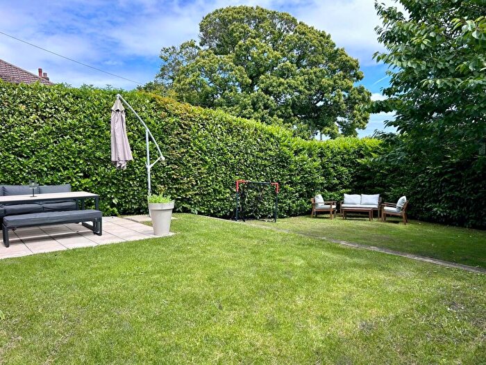3 Bedroom Detached House For Sale In Priory View Road, Moordown, BH9