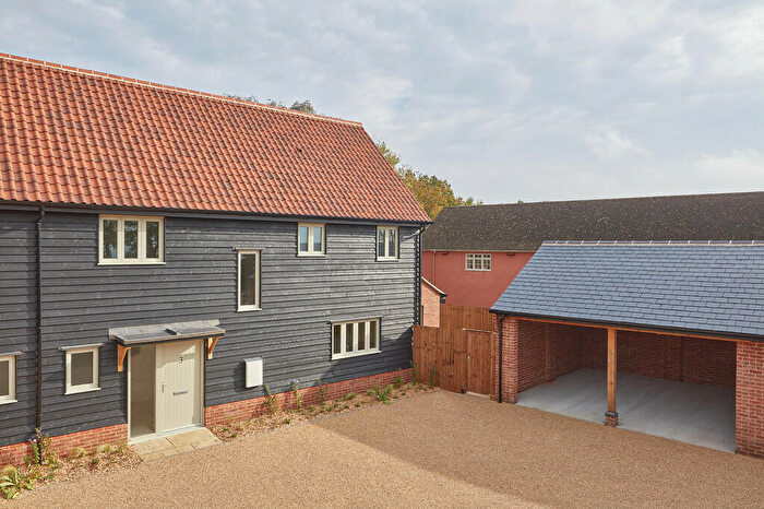 4 Bedroom Semi-Detached House To Rent In Wickhambrook, Suffolk, CB8