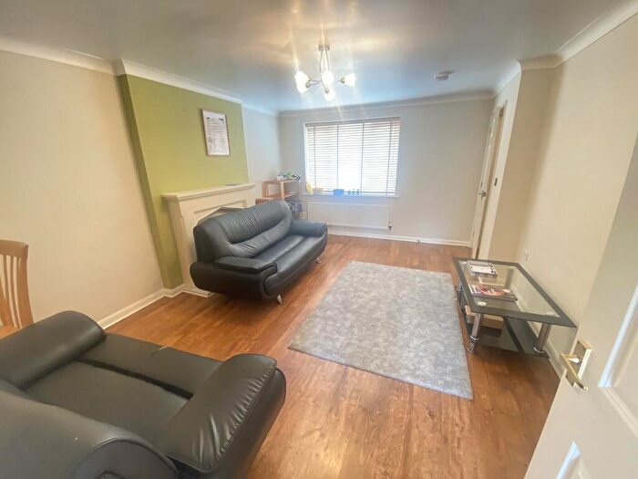 3 Bedroom Terraced House To Rent In Peckstone Close, Coventry, CV1