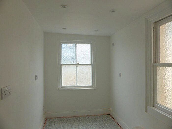 Studio To Rent In Old Steine -, P15