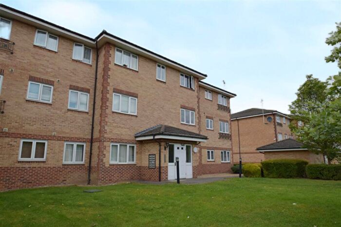 2 Bedroom Apartment To Rent In Elizabeth House, Honeypot Lane, Stanmore, HA7