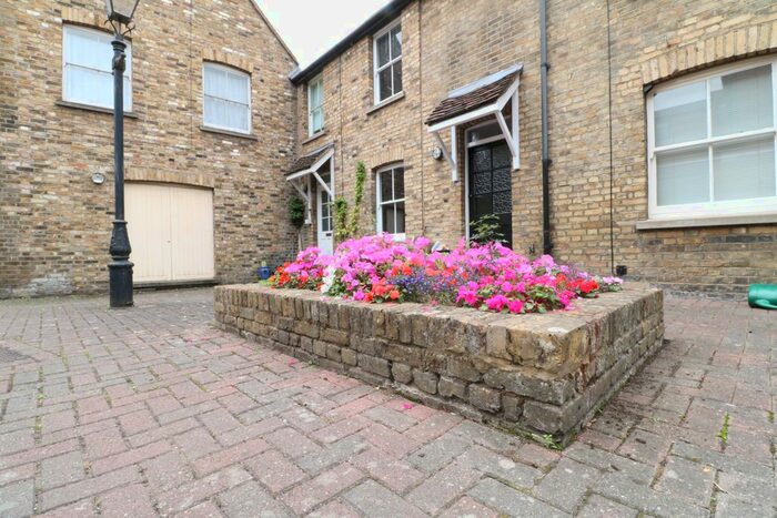 1 Bedroom Cottage To Rent In Leaside Walk East Street, Ware, SG12