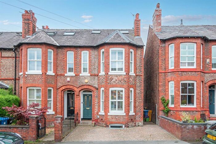 4 Bedroom End Of Terrace House For Sale In Ashfield Road, Altrincham, WA15