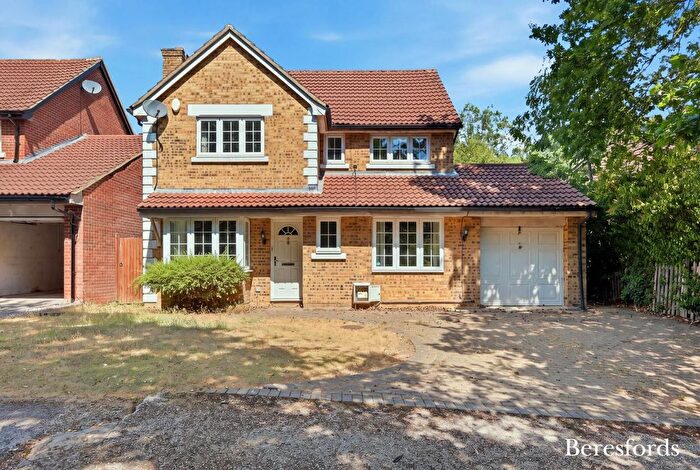 4 Bedroom Detached House For Sale In Roth Drive, Hutton, CM13