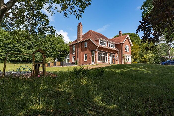 5 Bedroom Detached House For Sale In Bryn Derw, Llanbadarn Fawr, Aberystwyth, SY23