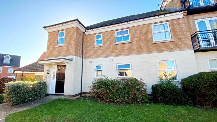 2 Bedroom Apartment For Sale In Longstork Road, Rugby, CV23