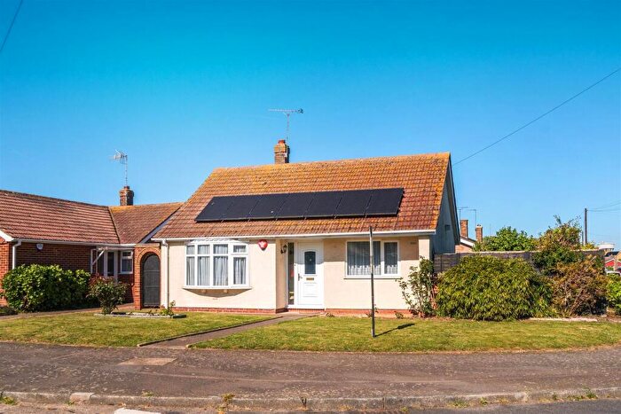 2 Bedroom Detached Bungalow For Sale In Wilkes Road, Broadstairs, CT10