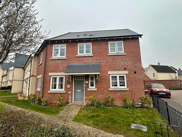 3 Bedroom House To Rent In Picket Twenty Way, Andover, SP11