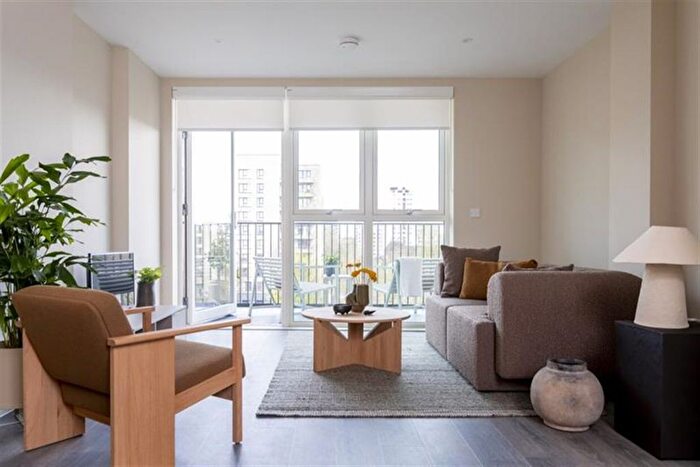 1 Bedroom Flat To Rent In Lina House, Strafford Road, London, W3