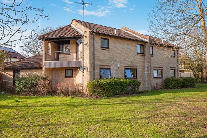 1 Bedroom Flat For Sale In The Gallops, Langdon Hills, SS16