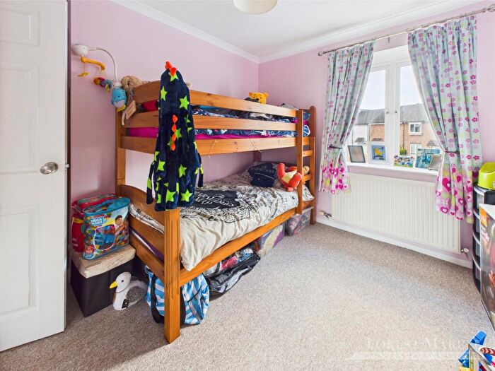 4 Bedroom Detached House For Sale In Beaconsfield Way, Frome, BA11