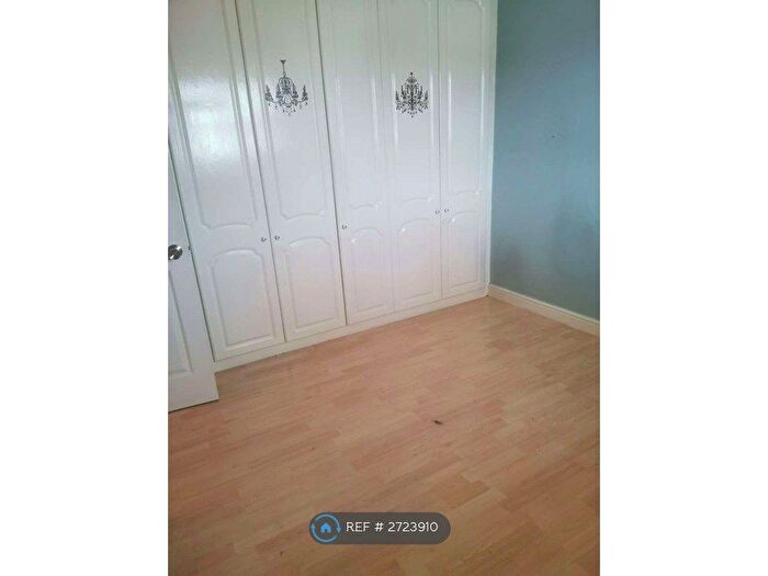 3 Bedroom Terraced House To Rent In Long Lynderswood, Basildon, SS15