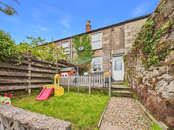 2 Bedroom Cottage For Sale In Pennance Terrace, Lanner, Redruth, TR16