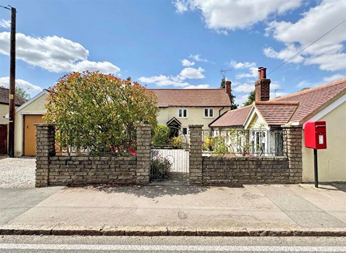 4 Bedroom Detached House For Sale In Main Road, Great Leighs, Chelmsford, CM3