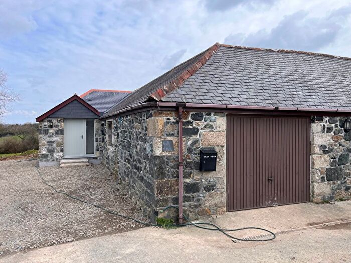 2 Bedroom Barn Conversion To Rent In Garras, Helston, TR12