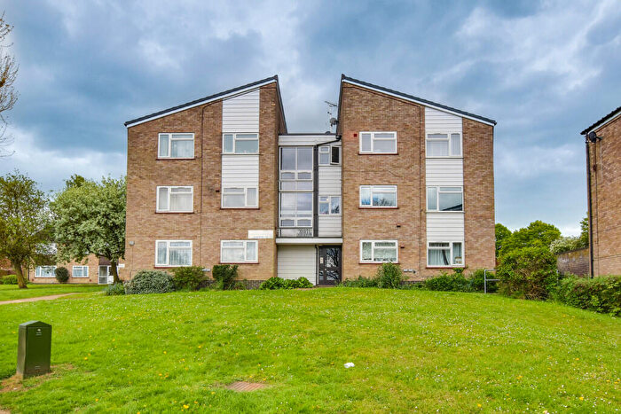 1 Bedroom Apartment For Sale In Rifle Hill, Braintree, CM7