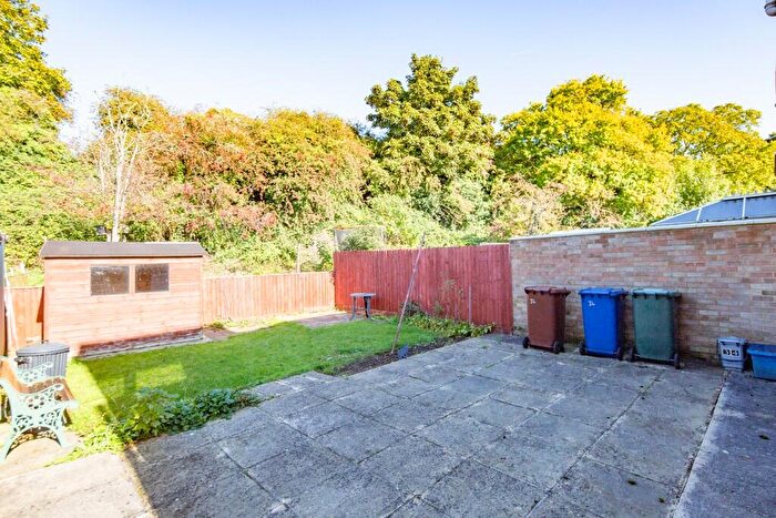 3 Bedroom End Of Terrace House For Sale In Graham Road, Bicester, Oxfordshire, OX26