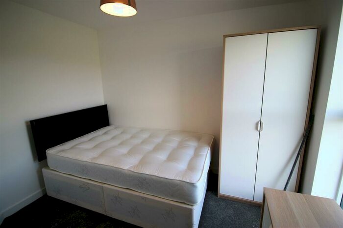 5 Bedroom Private Hall To Rent In St Georges Walk, St. Georges Quay, Lancaster, LA1