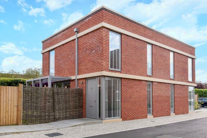 2 Bedroom Semi-Detached House To Rent In The Garden Quarter, Caversfield, OX27