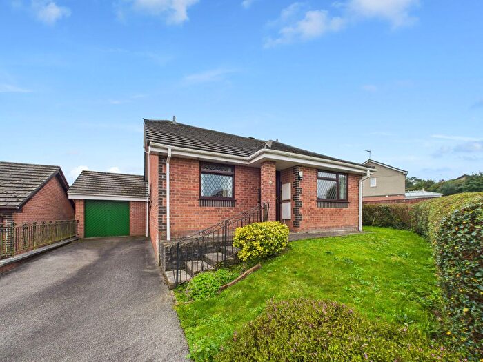 3 Bedroom Bungalow For Sale In Sennen Close, Torpoint, PL11