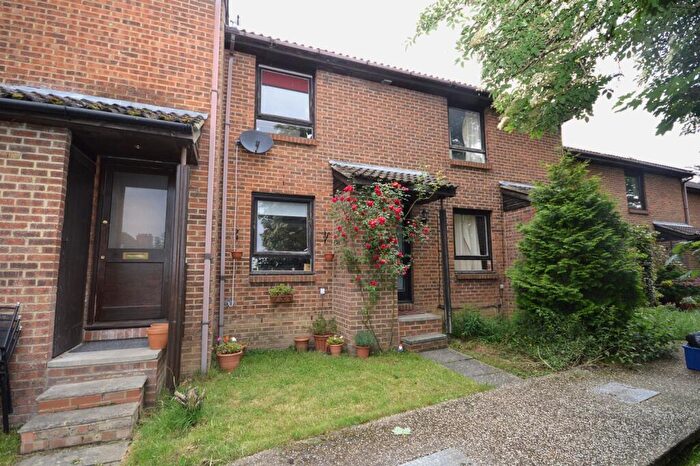 1 Bedroom Terraced House To Rent In Ardent Close London, SE25