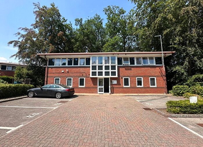 2 Bedroom Flat To Rent In Unit Wellington Business Park, Dukes Ride, Crowthorne, RG45