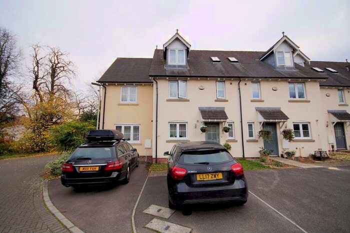 5 Bedroom House To Rent In Hatherley GL51