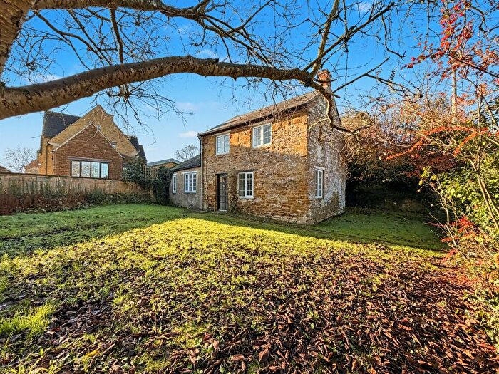 2 Bedroom Cottage For Sale In Main Street, Whilton, Daventry, Northamptonshire, NN11