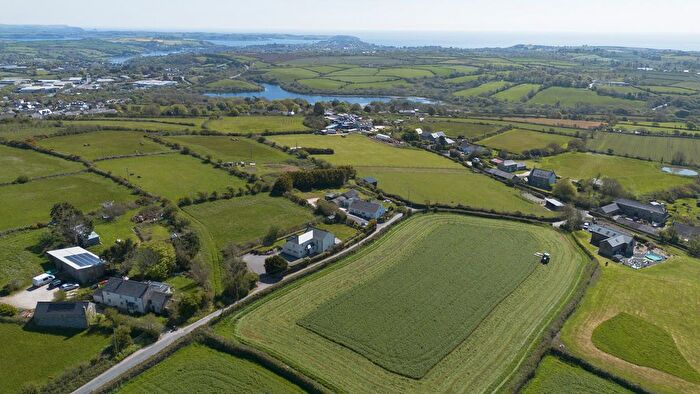 4 Bedroom Detached House For Sale In Mabe Burnthouse, Penryn, TR10