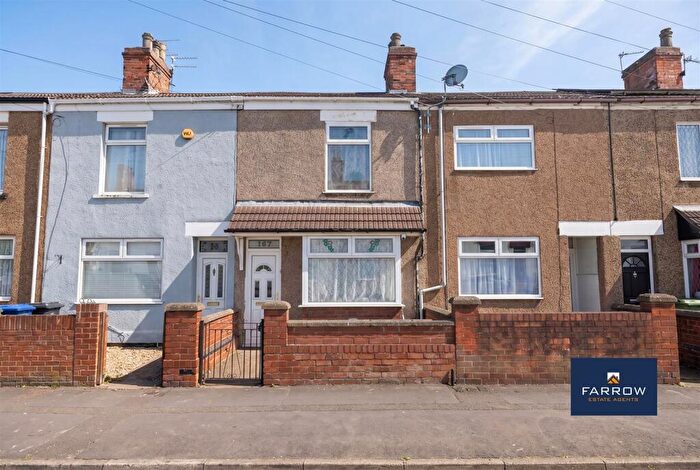 3 Bedroom Terraced House For Sale In Convamore Road, Grimsby, DN32