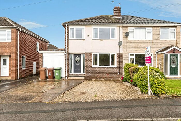 3 Bedroom Semi-Detached House For Sale In Manor Park Avenue, Pontefract, WF8