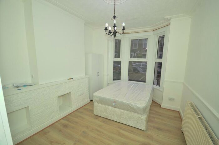 4 Bedroom Terraced House To Rent In Mitcham Road, London, E6