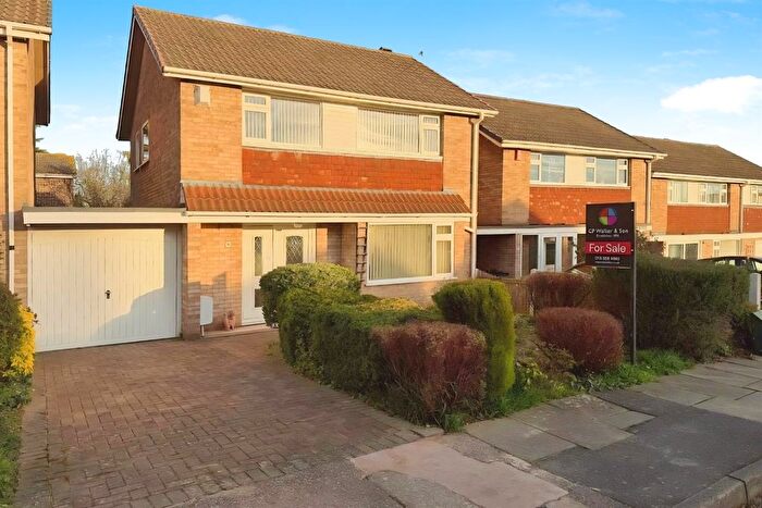 3 Bedroom Detached House For Sale In Northdown Drive, Beeston, NG9