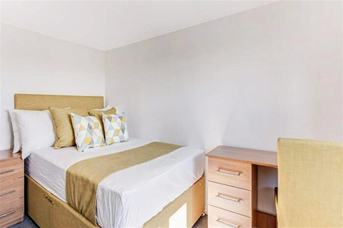 5 Bedroom Terraced House To Rent In Bedroom Terraced House In Property Location, BS5