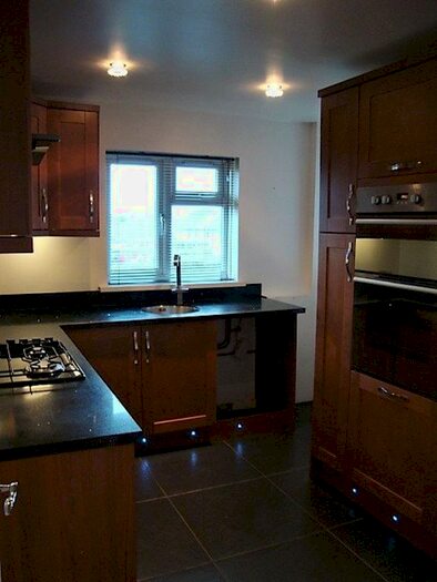 1 Bedroom Flat To Rent In Hogarth Close, Oakfield, NP44