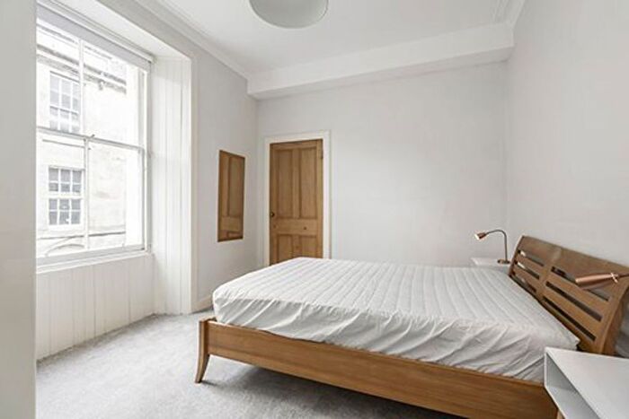 1 Bedroom Flat To Rent In Dean Street, Stockbridge, Edinburgh, EH4