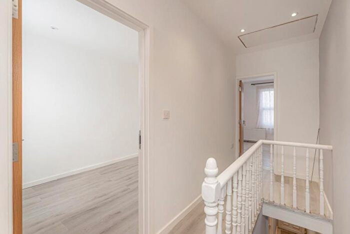 4 Bedroom Property To Rent In Alston Road, Edmonton, N18