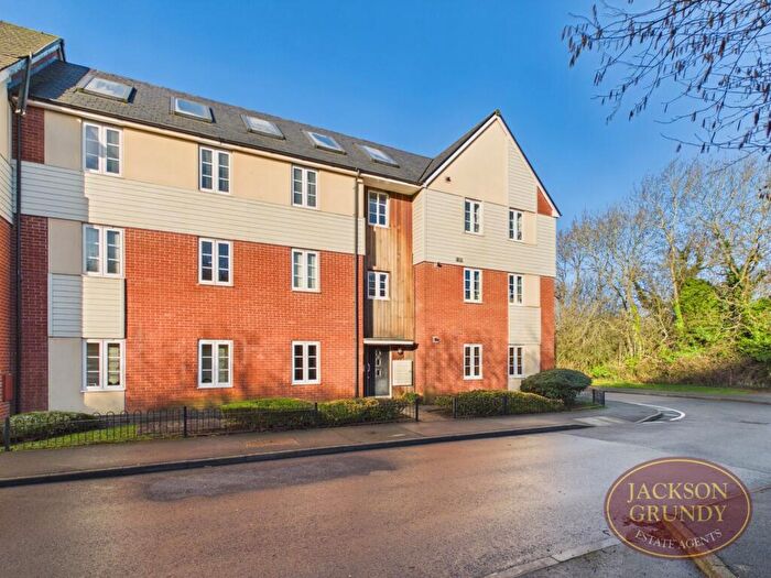 2 Bedroom Apartment For Sale In Narrowboat Lane, Pineham Lock, NN4