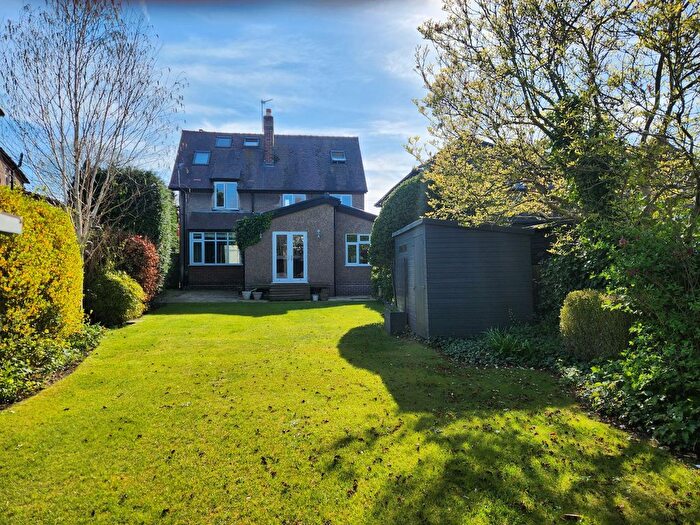 4 Bedroom Detached House For Sale In Denbury Avenue, Stockton Heath, WA4