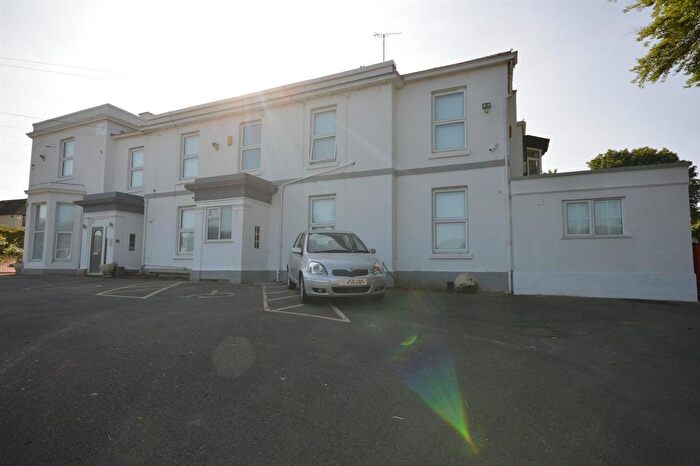 1 Bedroom Flat To Rent In Newton Road, Burton-On-Trent, DE15