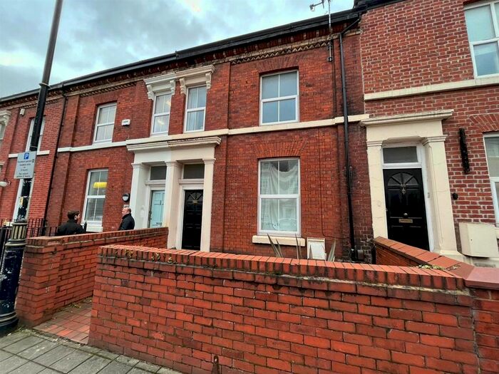 2 Bedroom Flat To Rent In Bewsey Street, Warrington, WA2