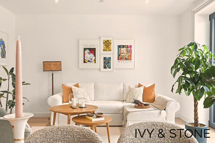 1 Bedroom Flat For Sale In Banyan Court, Royal Wharf, E16