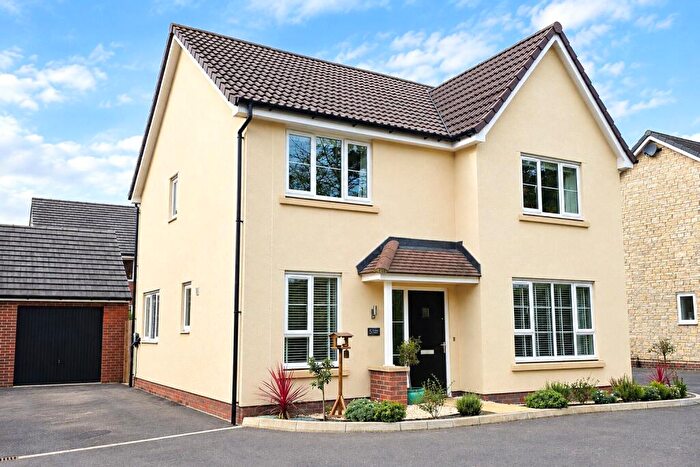 4 Bedroom Detached House For Sale In Walker Close, Westbury, BA13